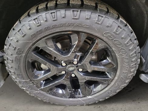 Used 2024 Land Rover Defender 130 Outbound image 12