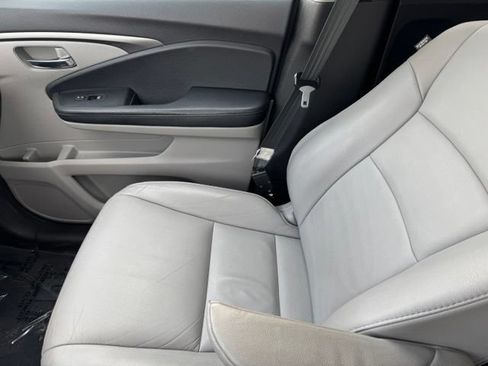 Used 2019 Honda Pilot EX-L image 25