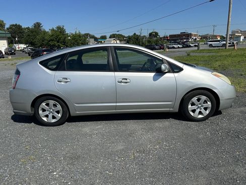 Used 2005 Toyota Prius FWD image 9