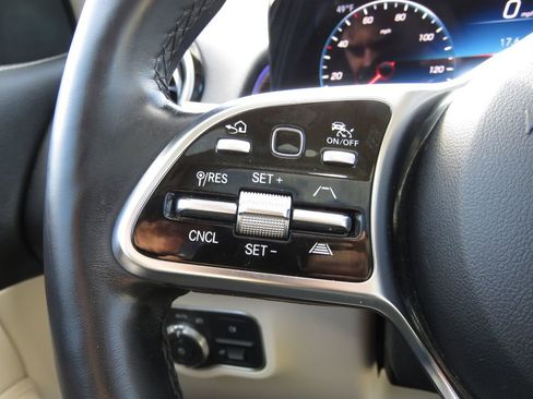 Used 2023 Mercedes-Benz EQB 350 4MATIC SUV image 22