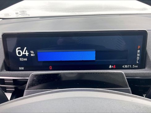Used 2023 Ford Mustang Mach-E Select image 25