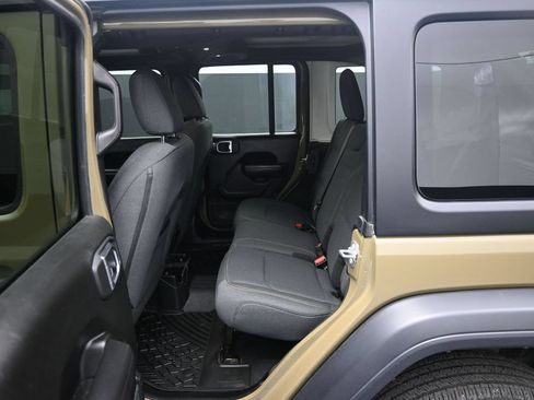 Used 2025 Jeep Wrangler Unlimited Sport AWD/4WD image 27