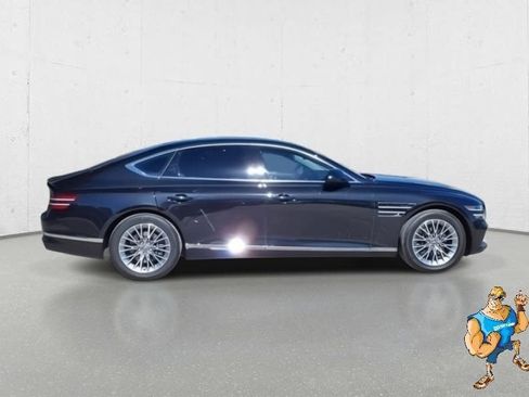 Used 2024 Genesis G80 2.5T image 4