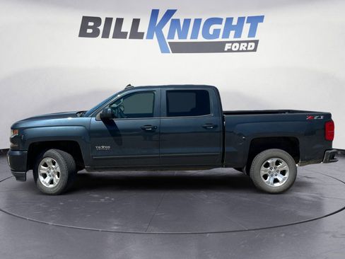 Used 2018 Chevrolet Silverado 1500 LT w/ Texas Edition AWD/4WD image 2