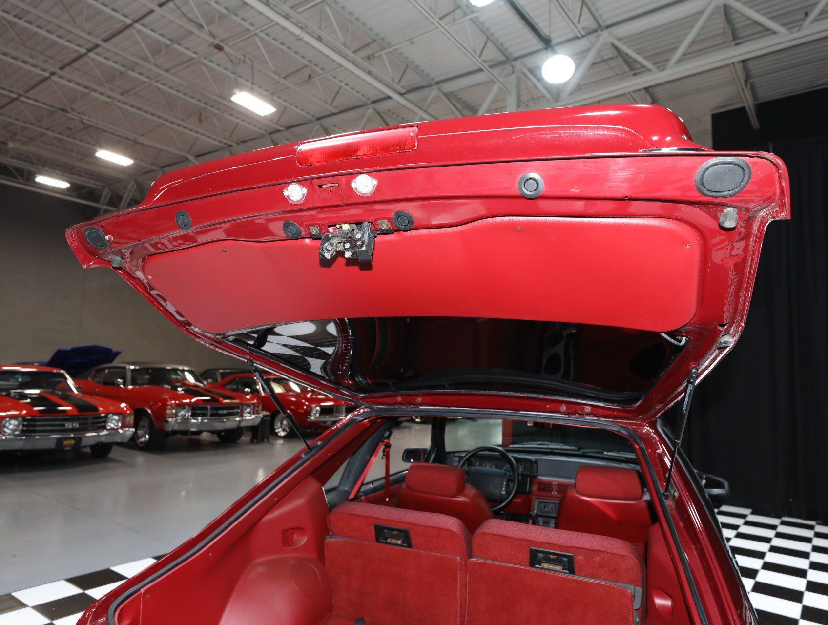 Used 1990 Ford Mustang GT RWD image 44