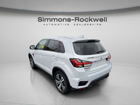 Used 2024 Mitsubishi Outlander Sport SE image 19