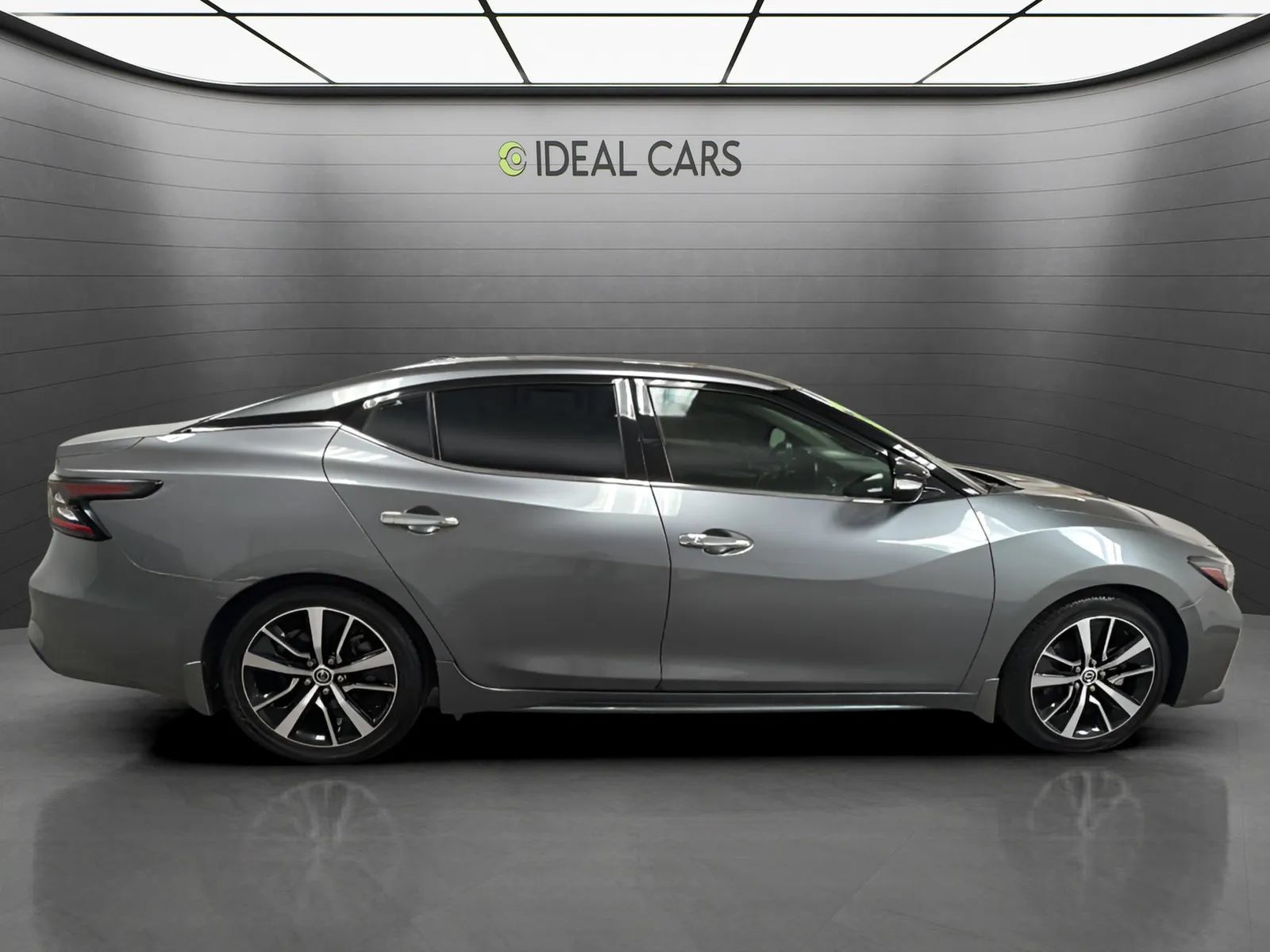 Used 2021 Nissan Maxima 3.5 SV w/ Floor Mat Group FWD image 4