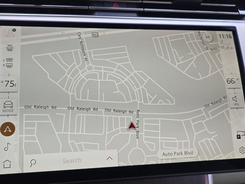Certified 2024 Land Rover Range Rover SE AWD/4WD image 22