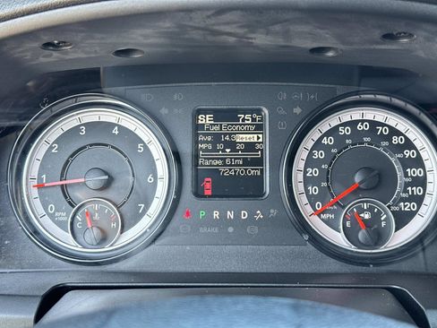 Used 2022 RAM 1500 Classic SLT image 27