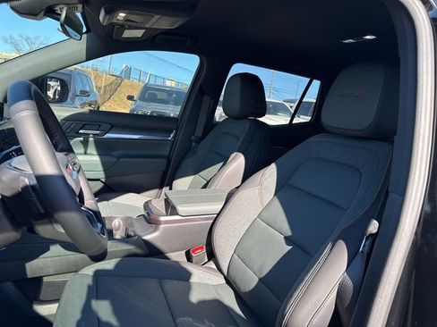 New 2026 GMC Terrain AT4 AWD/4WD image 17