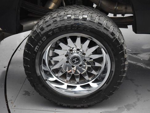 Used 2015 Ford F350 Platinum w/ Platinum Package image 33