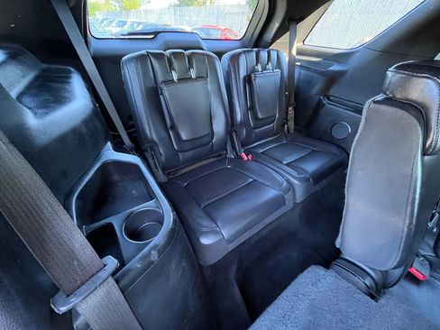 Used 2012 Ford Explorer XLT image 17
