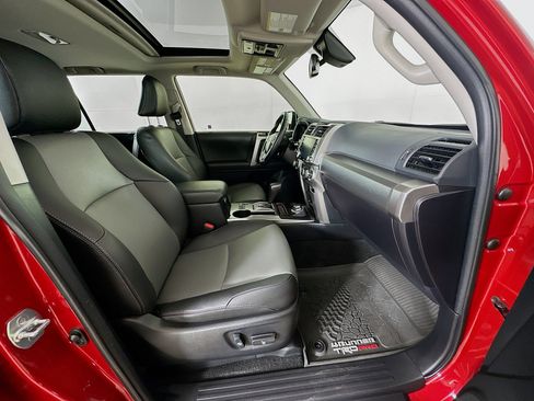 Used 2024 Toyota 4Runner SR5 Premium w/ Moonroof Package image 32