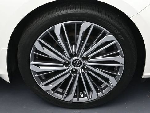 Used 2023 Nissan Altima 2.5 SL AWD/4WD image 6
