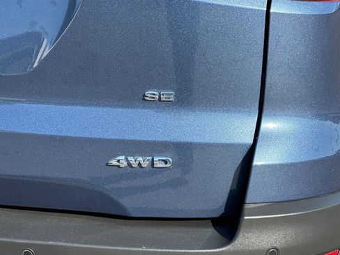 Used 2022 Ford EcoSport SE w/ SE Convenience Package image 26