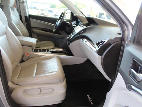 Used 2018 Acura MDX SH-AWD w/ Technology Package image 14