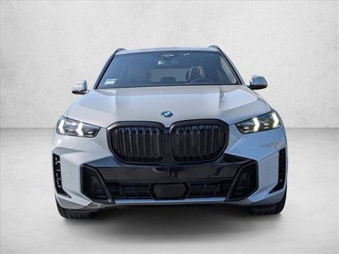 Used 2024 BMW X5 xDrive50e w/ M Sport Package AWD/4WD image 2