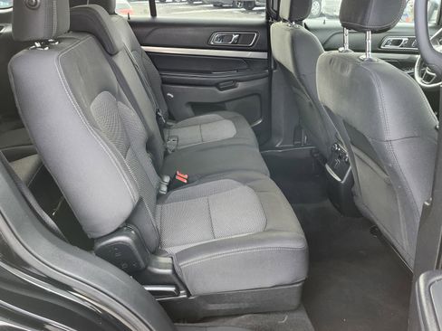 Used 2018 Ford Explorer XLT w/ Equipment Group 201A image 18
