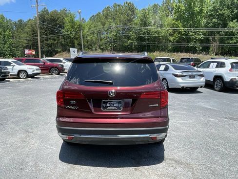 Used 2018 Honda Pilot Touring image 6