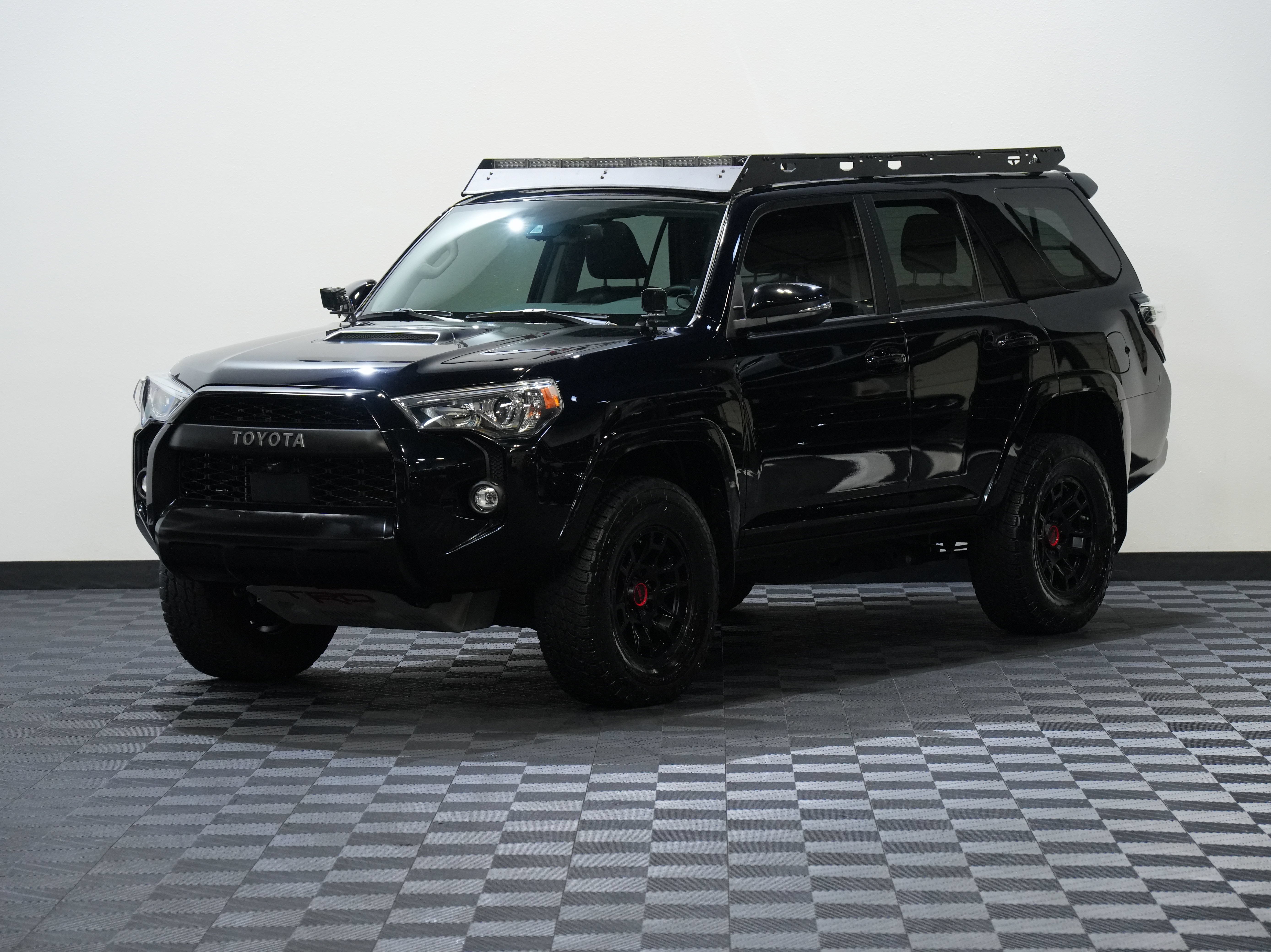 Used 2023 Toyota 4Runner TRD Pro AWD/4WD image 3