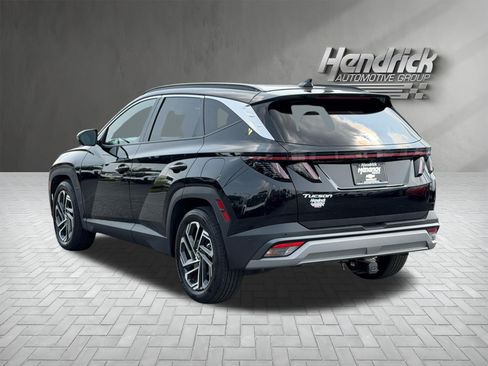 Used 2025 Hyundai Tucson Limited FWD image 8