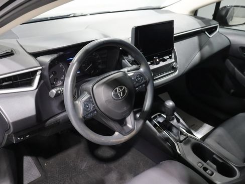 Used 2024 Toyota Corolla LE FWD image 14