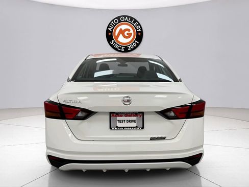 Used 2022 Nissan Altima 2.5 S FWD image 5