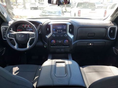 Used 2022 Chevrolet Silverado 1500 LT Trail Boss image 13