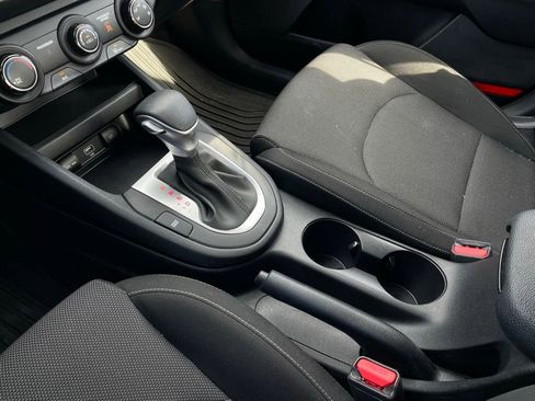 Used 2024 Kia Forte LXS FWD image 19