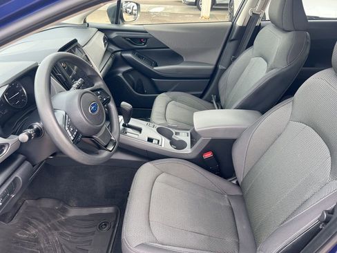 Used 2024 Subaru Crosstrek 2.0i Premium image 4