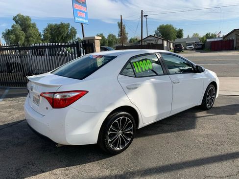 Used 2015 Toyota Corolla S image 4
