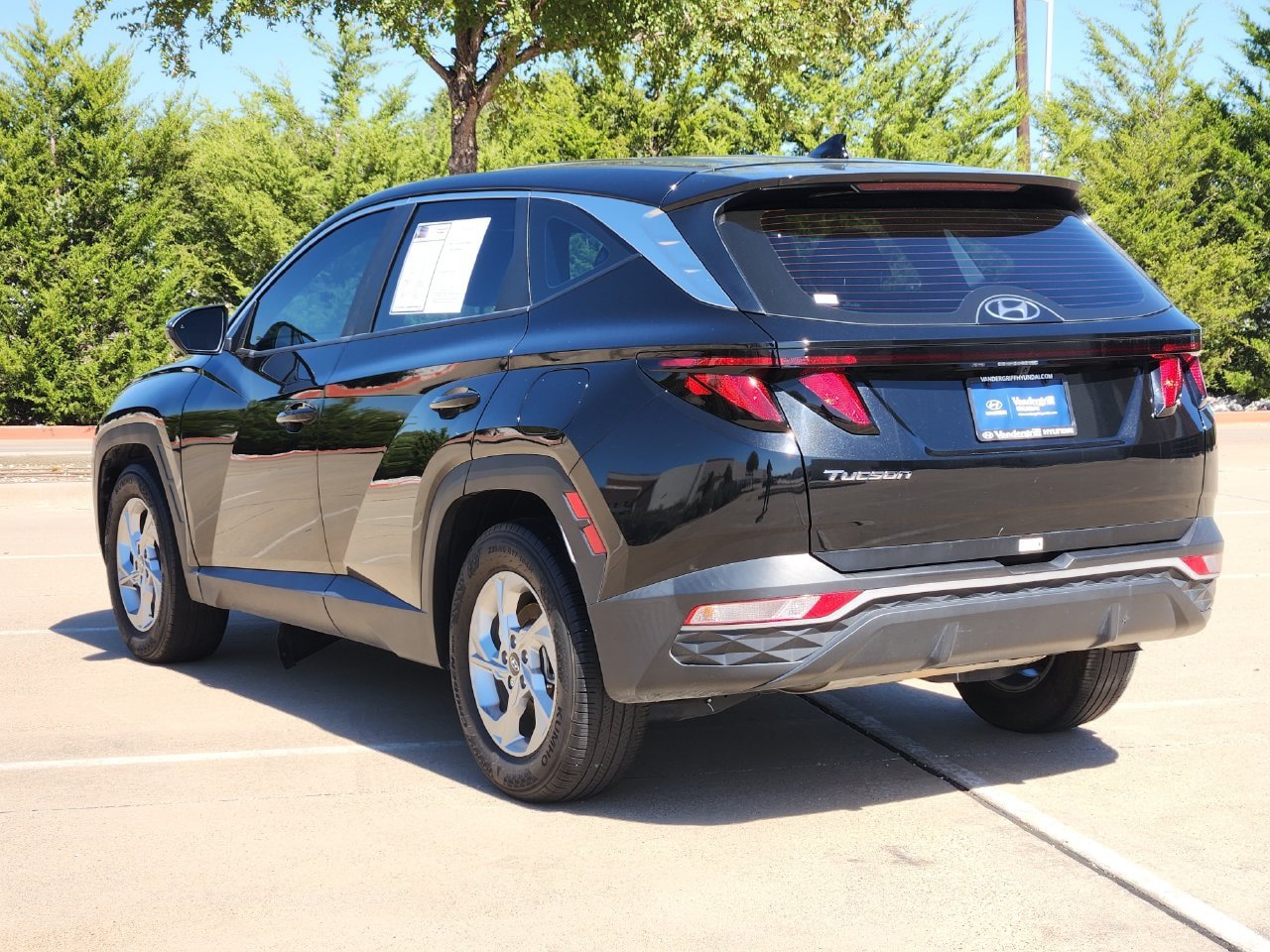 Used 2024 Hyundai Tucson SE FWD image 3