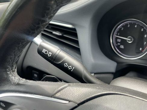 Used 2019 Buick Enclave Essence AWD/4WD image 44
