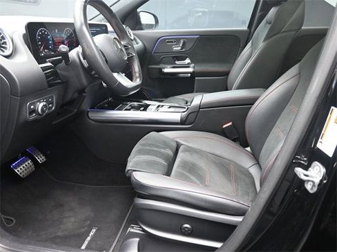 Used 2025 Mercedes-Benz GLA 250 image 17