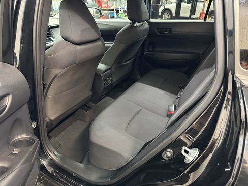 Used 2024 Toyota Corolla Cross LE AWD/4WD image 16