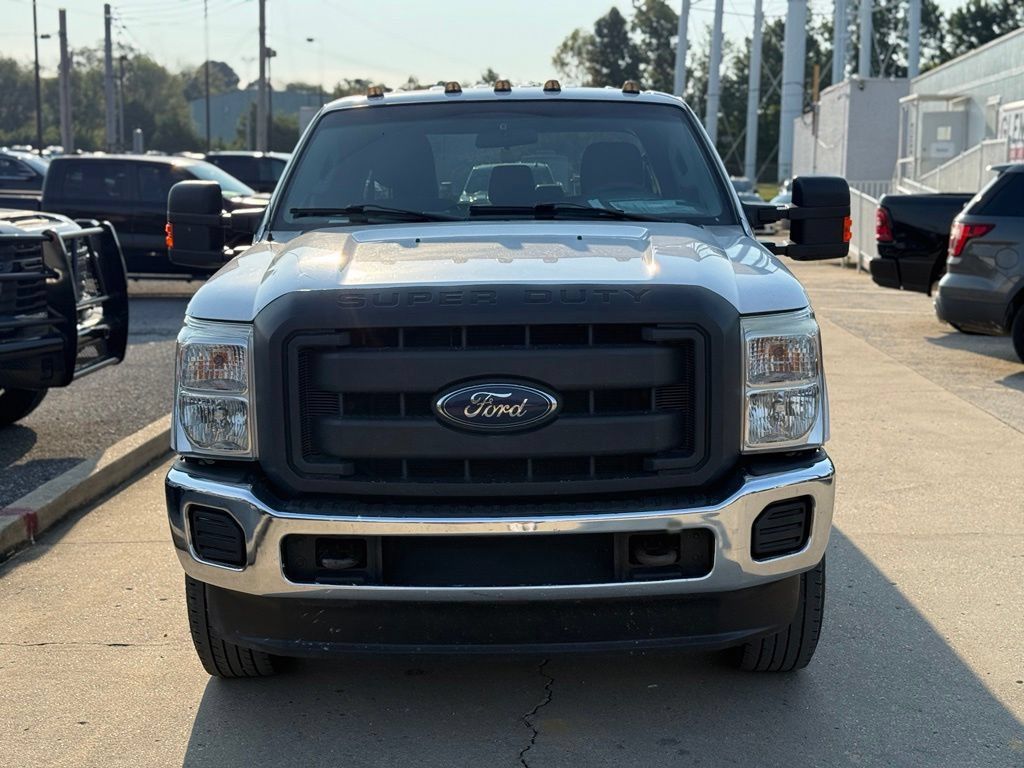 Used 2014 Ford F250 XL w/ Power Equipment Group AWD/4WD image 3