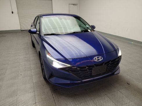 Used 2021 Hyundai Elantra SEL w/ Cargo Package image 14