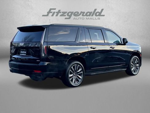 Used 2024 Cadillac Escalade ESV Sport image 8