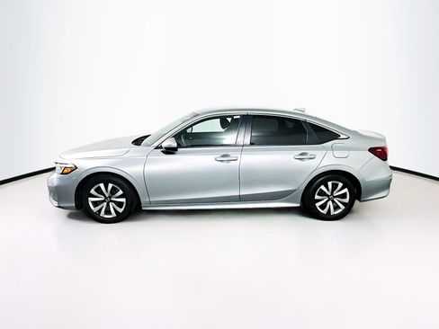 Used 2025 Honda Civic LX image 4