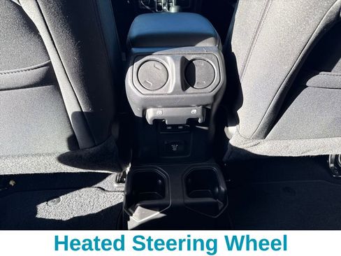 Used 2021 Jeep Wrangler Unlimited Sahara image 12