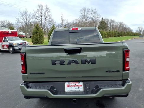 New 2026 RAM 1500 Big Horn AWD/4WD image 4