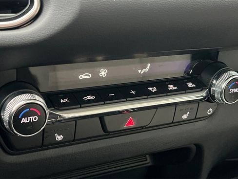 Certified 2025 MAZDA CX-30 AWD 2.5 S w/ Premium Package image 26