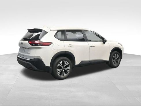 Used 2023 Nissan Rogue SV AWD/4WD image 5