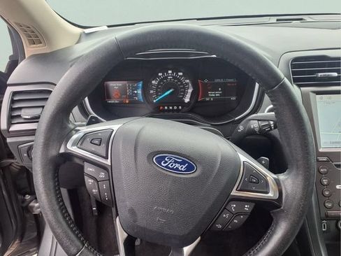Used 2020 Ford Fusion Titanium AWD/4WD image 12
