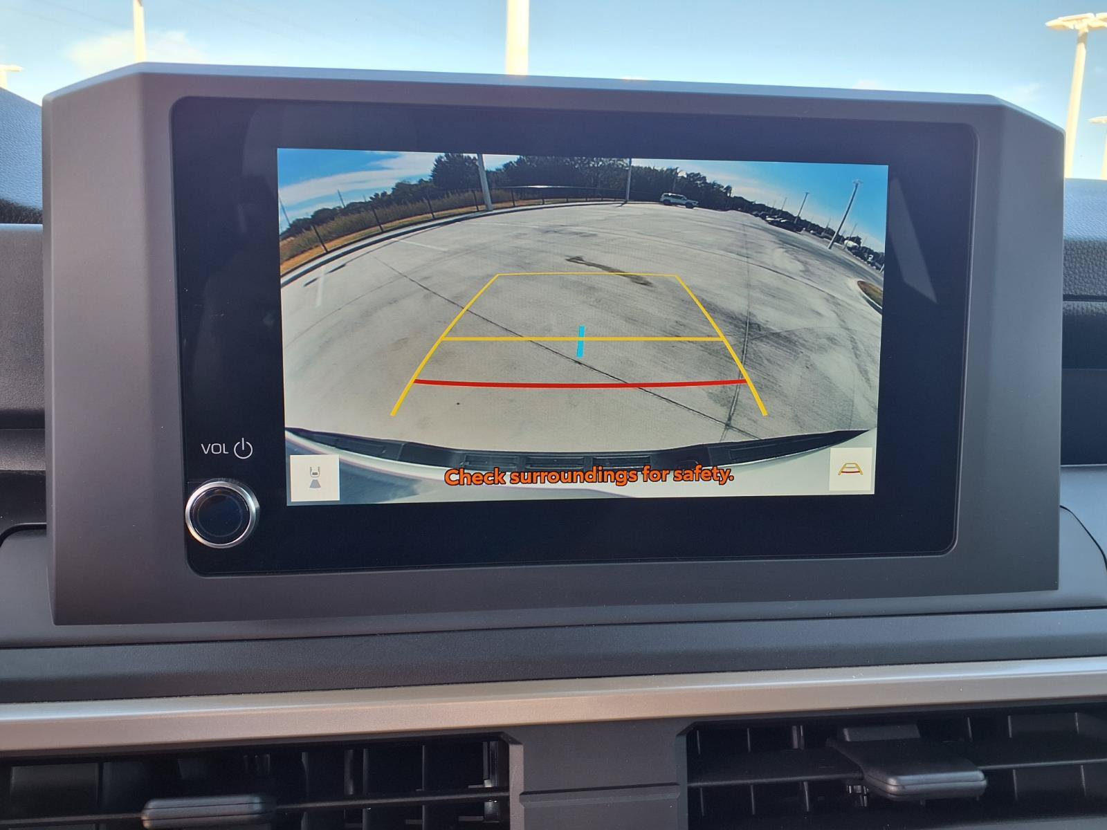 Used 2025 Toyota Tacoma SR w/ Towing Package AWD/4WD image 13