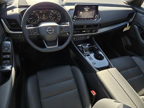 New 2026 Nissan Rogue SV image 18