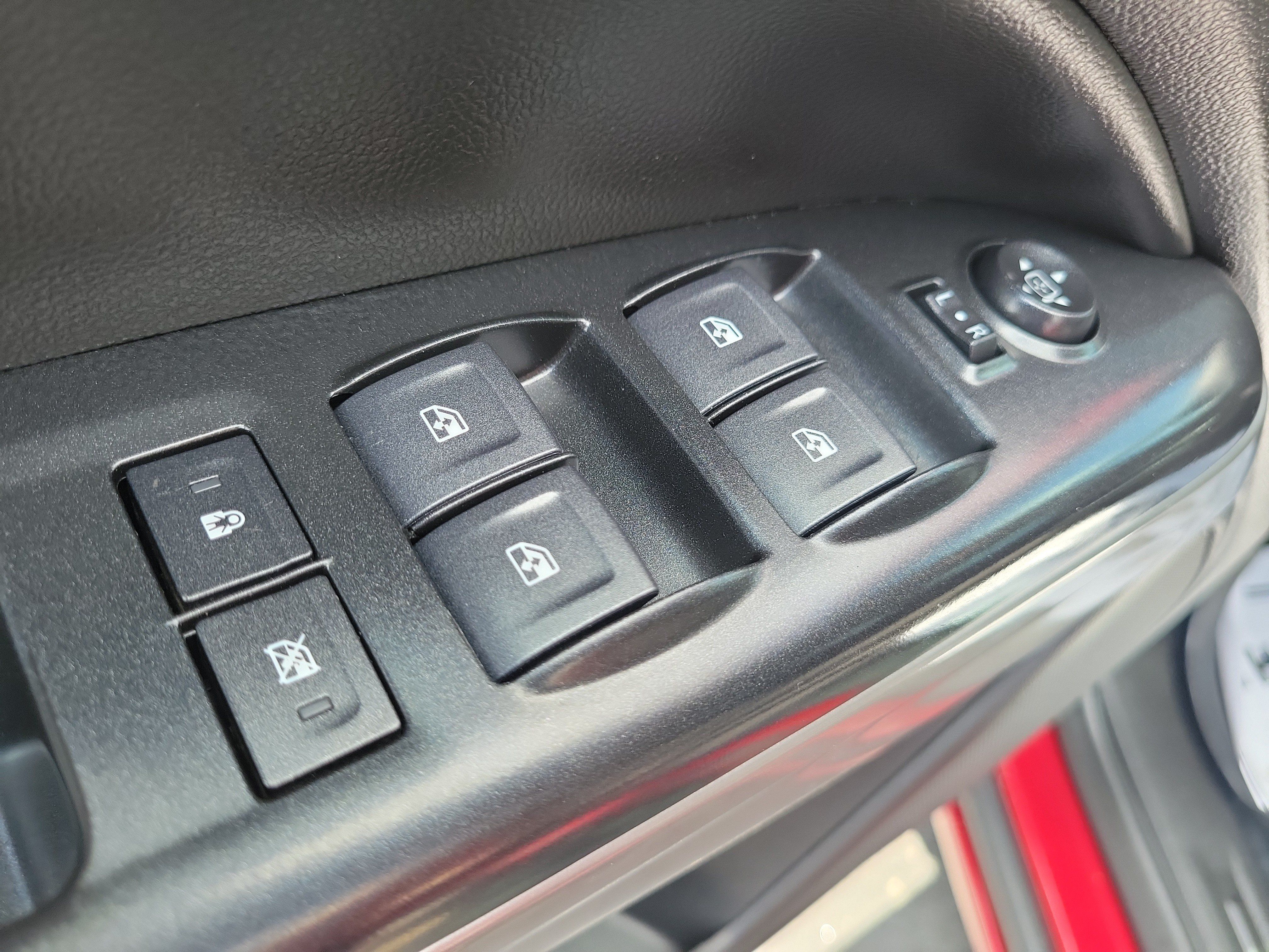 Used 2019 Chevrolet Colorado LT w/ LT Convenience Package AWD/4WD image 19