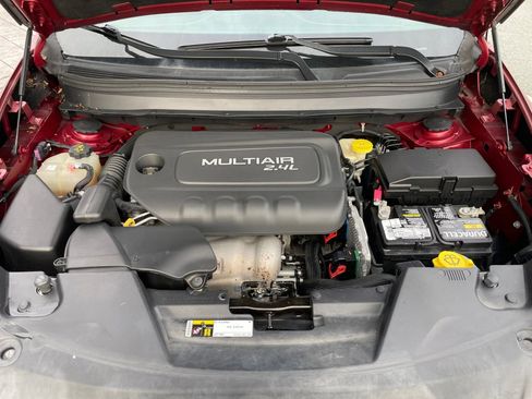 Used 2017 Jeep Cherokee Sport image 19