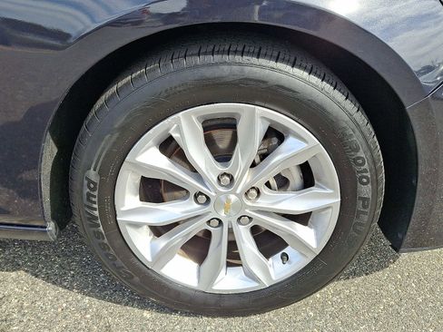 Used 2022 Chevrolet Malibu LT image 8