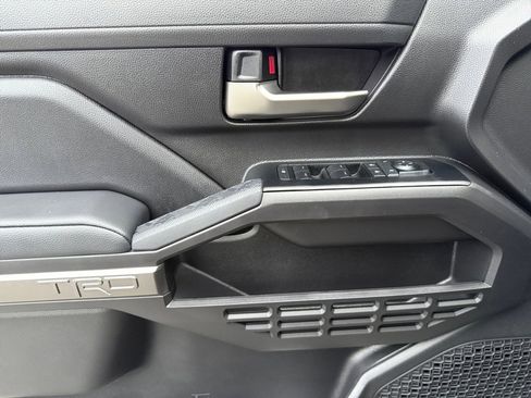 New 2025 Toyota Tacoma TRD Off-Road image 18